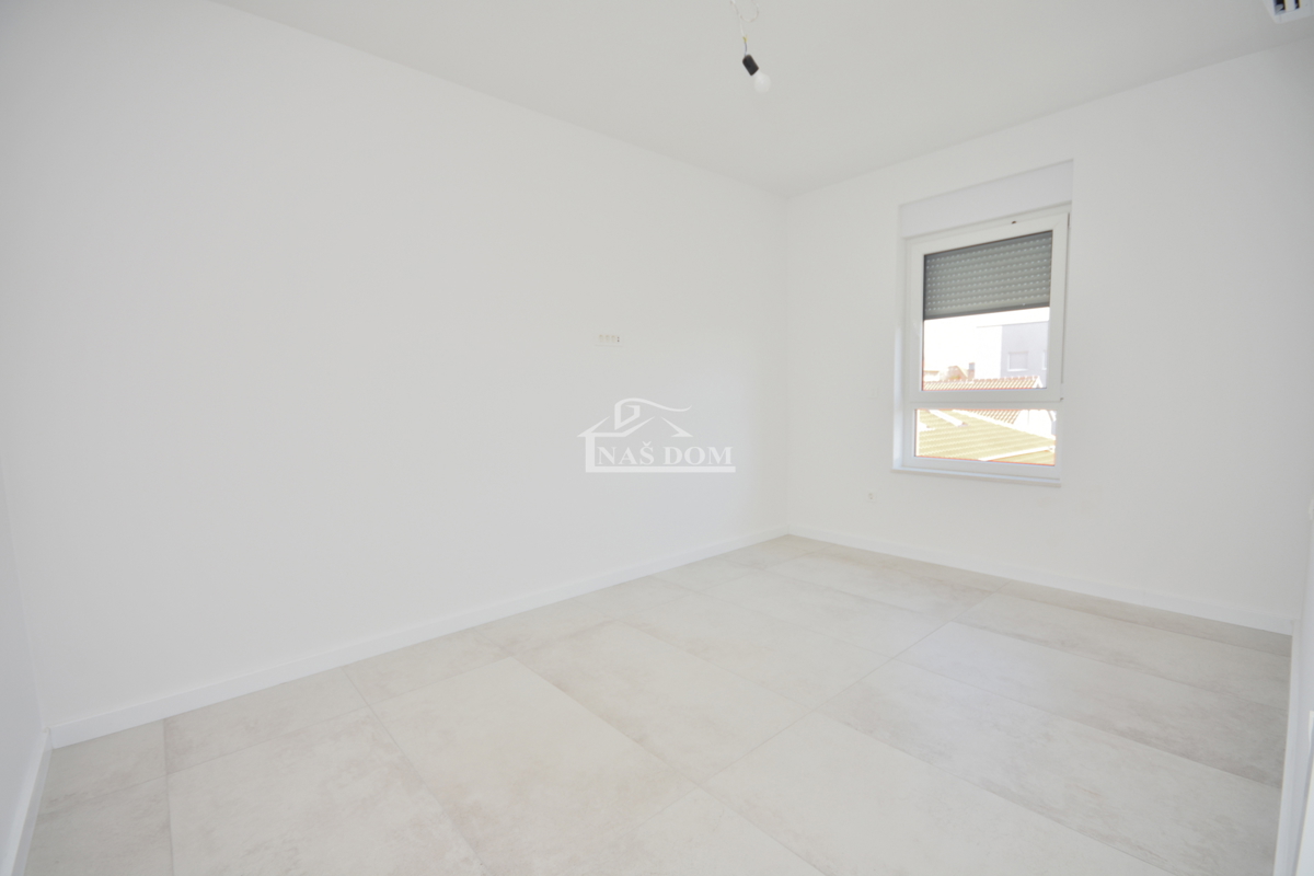 Vodice - Appartamento S7 con vista mare, posizione eccellente