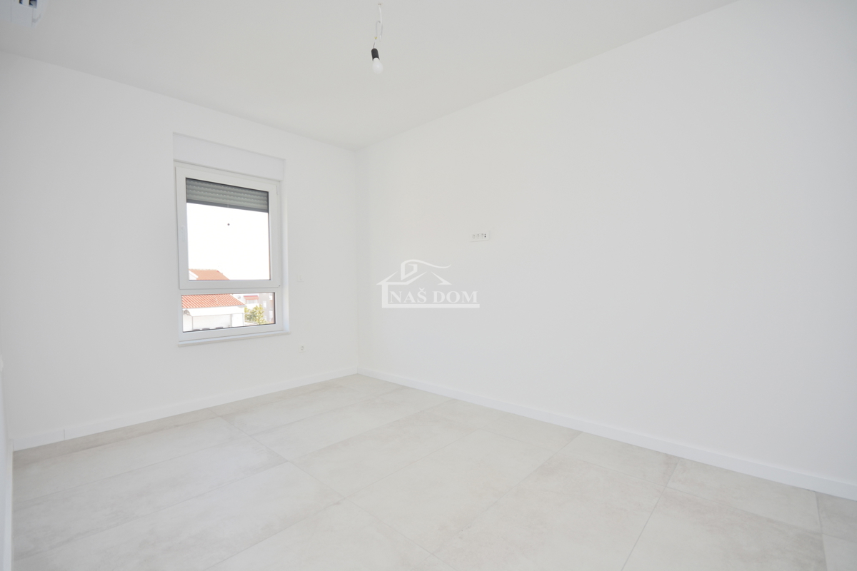 Vodice - Appartamento S7 con vista mare, posizione eccellente