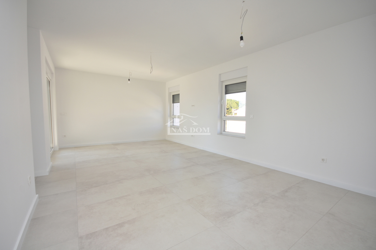 Vodice - Appartamento S7 con vista mare, posizione eccellente