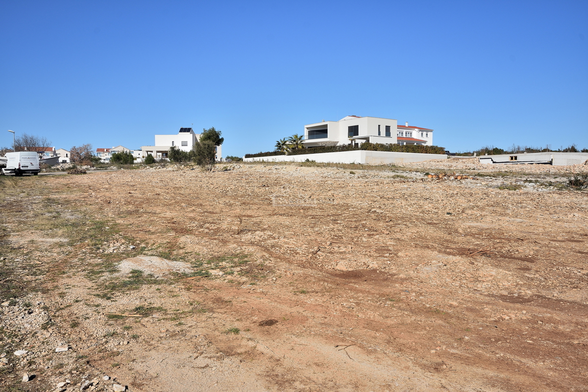 Vodice - terreno edificabile di 650m2, a 900 m dalla spiaggia