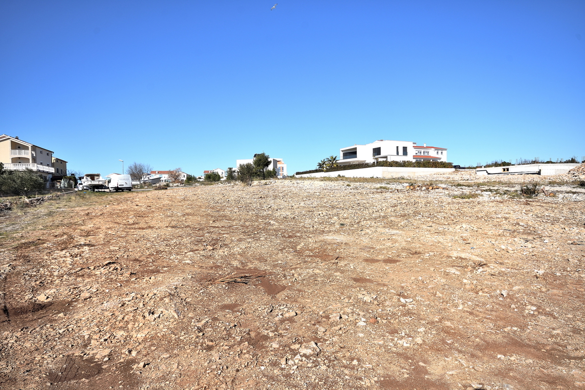 Vodice - terreno edificabile di 650m2, a 900 m dalla spiaggia