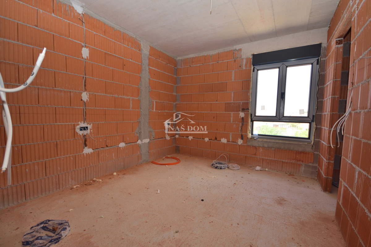 Tribunj - Lussuoso appartamento S6 al secondo piano, vista mare