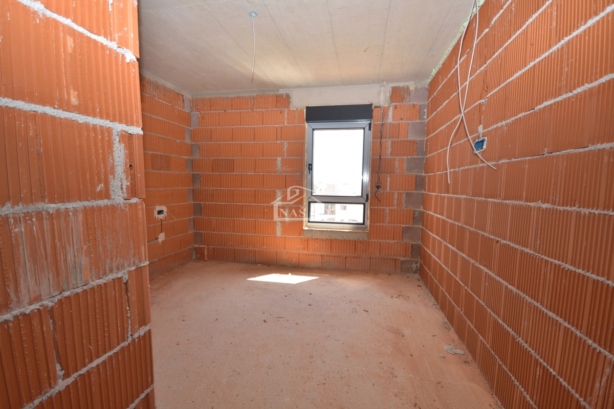 Tribunj - Lussuoso appartamento S6 al secondo piano, vista mare