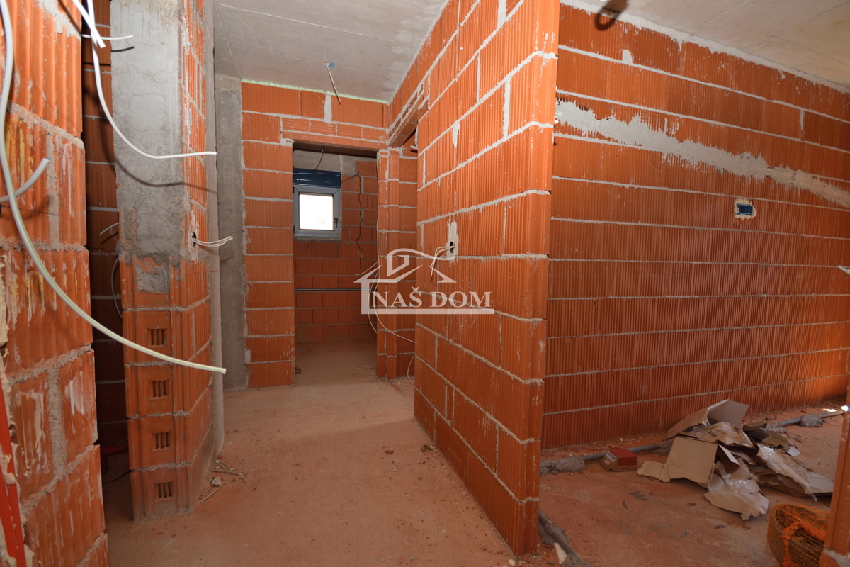 Tribunj - Lussuoso appartamento S6 al secondo piano, vista mare