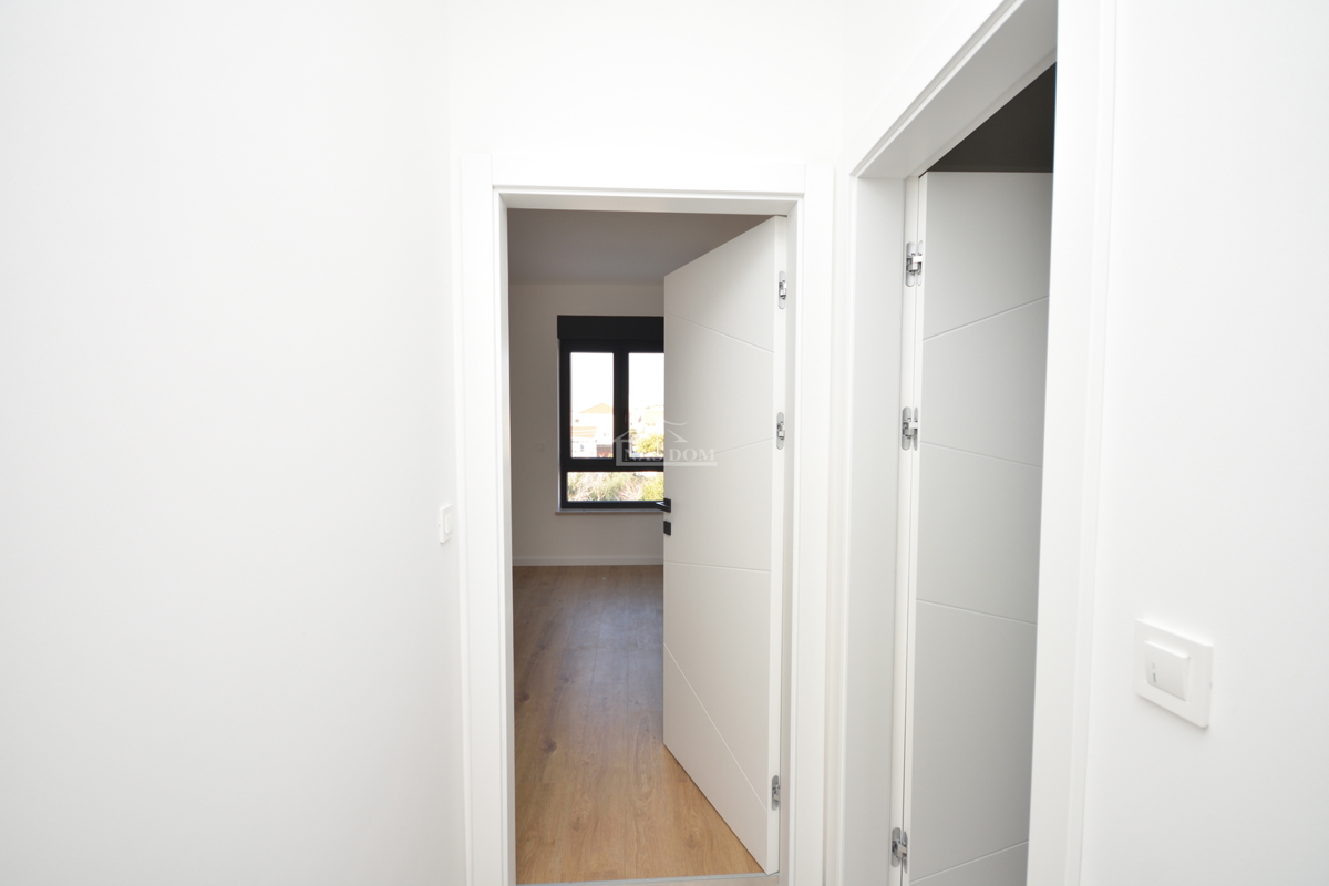 Tribunj - Lussuoso appartamento S6 al secondo piano, vista mare