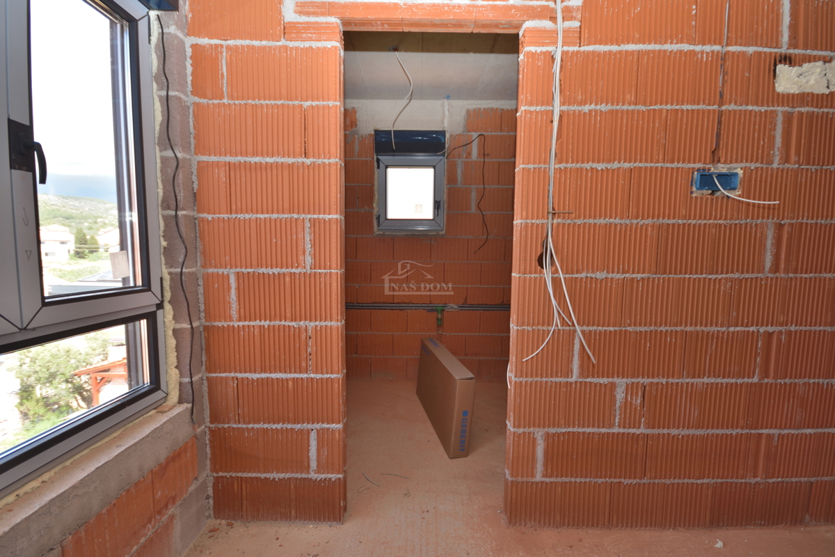 Tribunj - Lussuoso appartamento S6 al secondo piano, vista mare