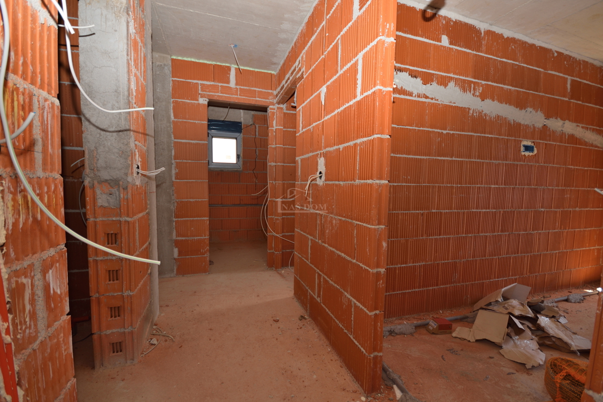 Tribunj - Lussuoso appartamento S6 al secondo piano, vista mare