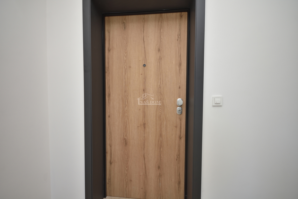 Tribunj - Lussuoso appartamento S6 al secondo piano, vista mare