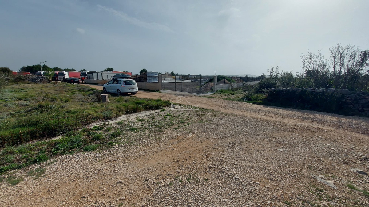 Vodice - Terreno nella zona industriale - 839m2