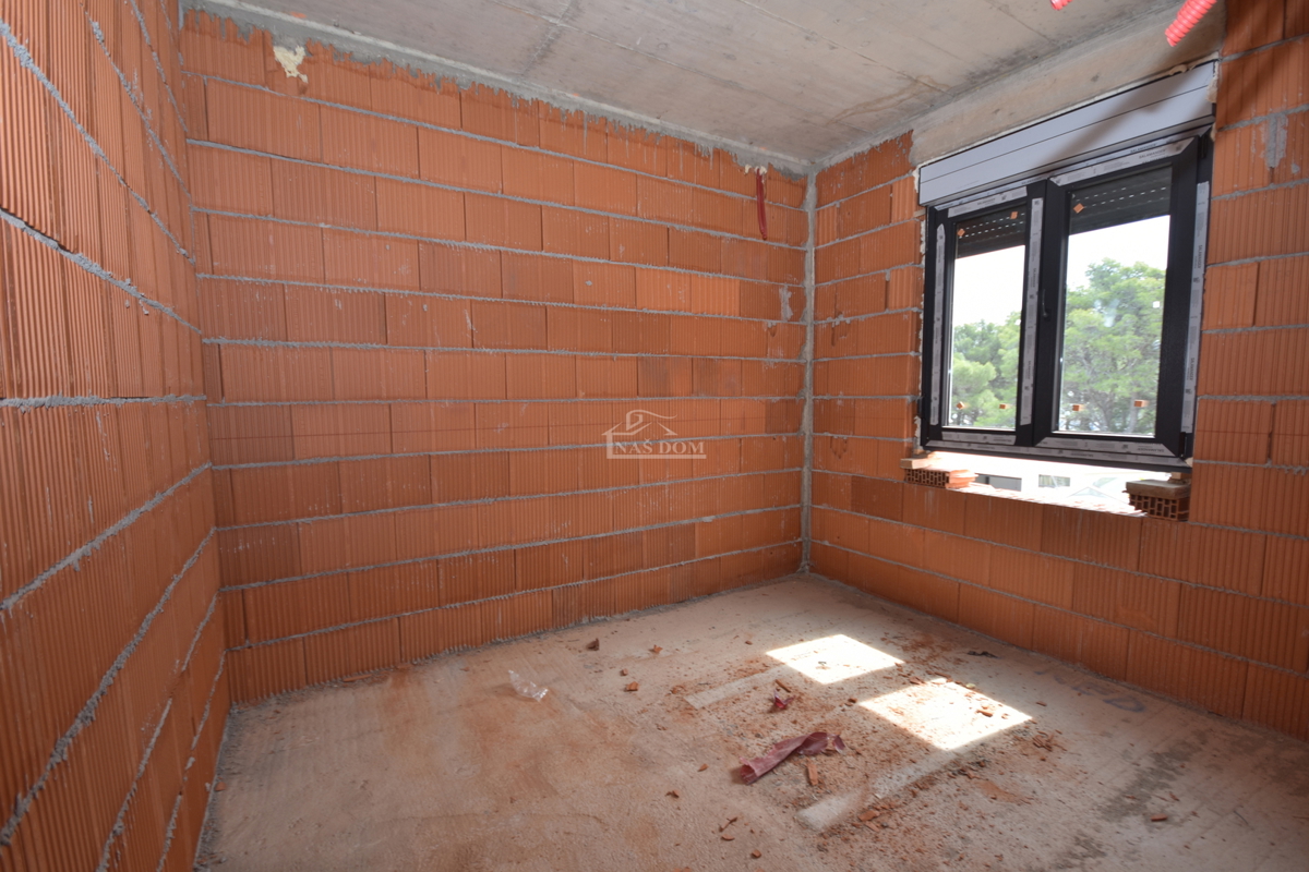 Brodarica - Appartamento S3 con vista sul mare, 1° piano