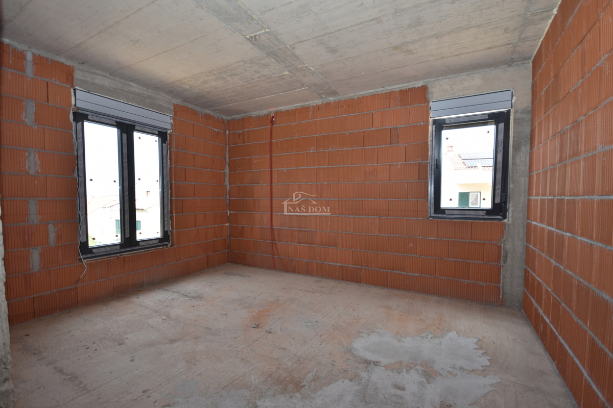 Brodarica - Appartamento S3 con vista sul mare, 1° piano