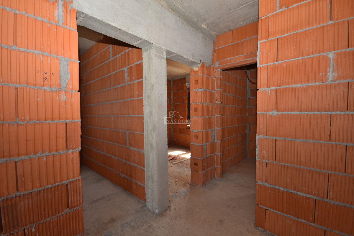 Brodarica - Appartamento S3 con vista sul mare, 1° piano