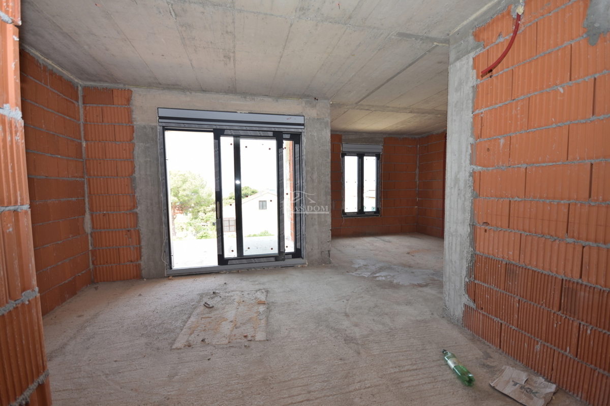 Brodarica - Appartamento S3 con vista sul mare, 1° piano