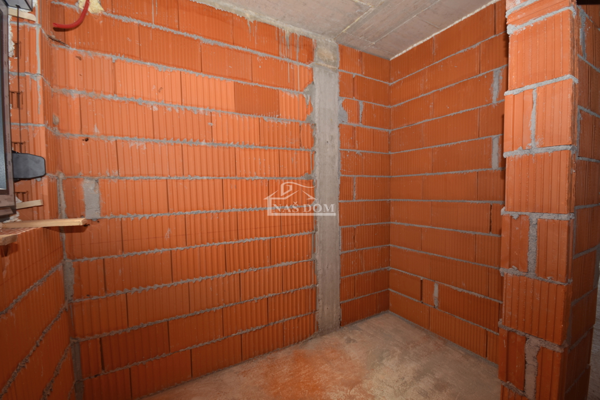 Brodarica - Appartamento S3 con vista sul mare, 1° piano