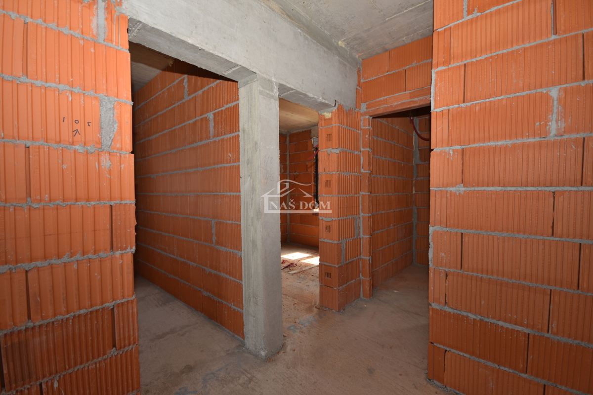 Brodarica - Appartamento S3 con vista sul mare, 1° piano