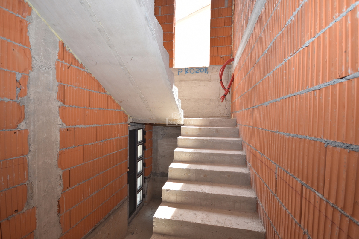 Brodarica - Appartamento S3 con vista sul mare, 1° piano