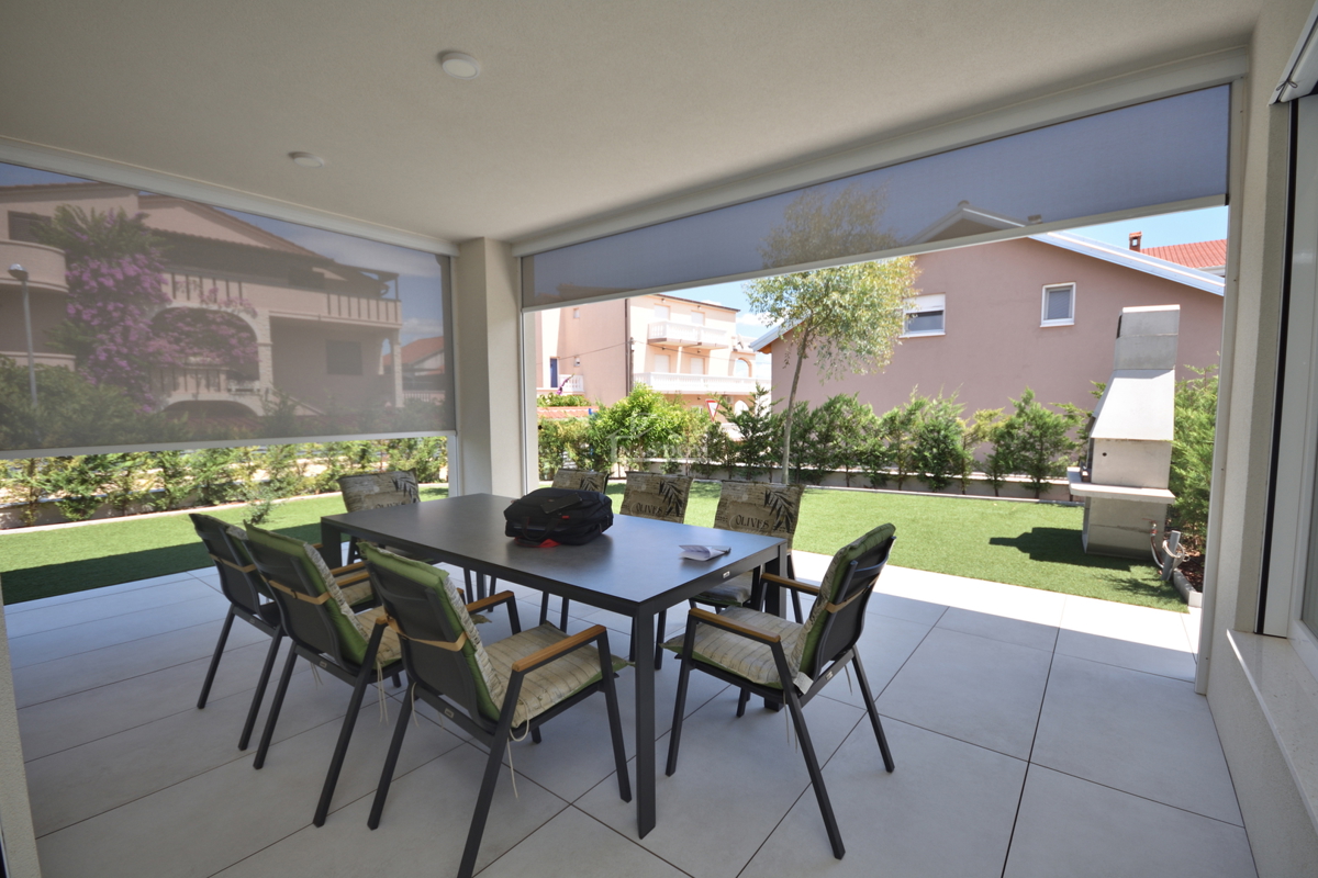 Vodice - Bellissima casa arredata al piano terra in ottima posizione