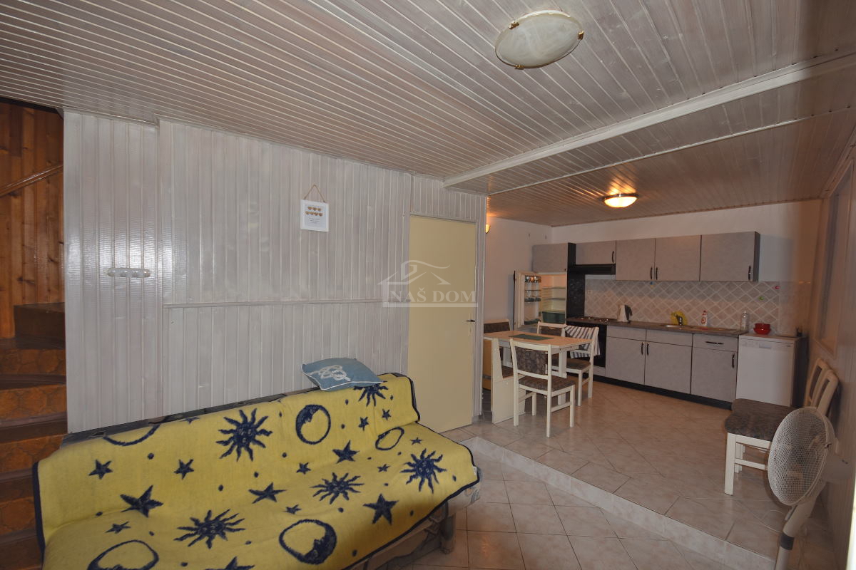 Vodice - CENTRO casa, 250 metri dalla Spiaggia Azzurra