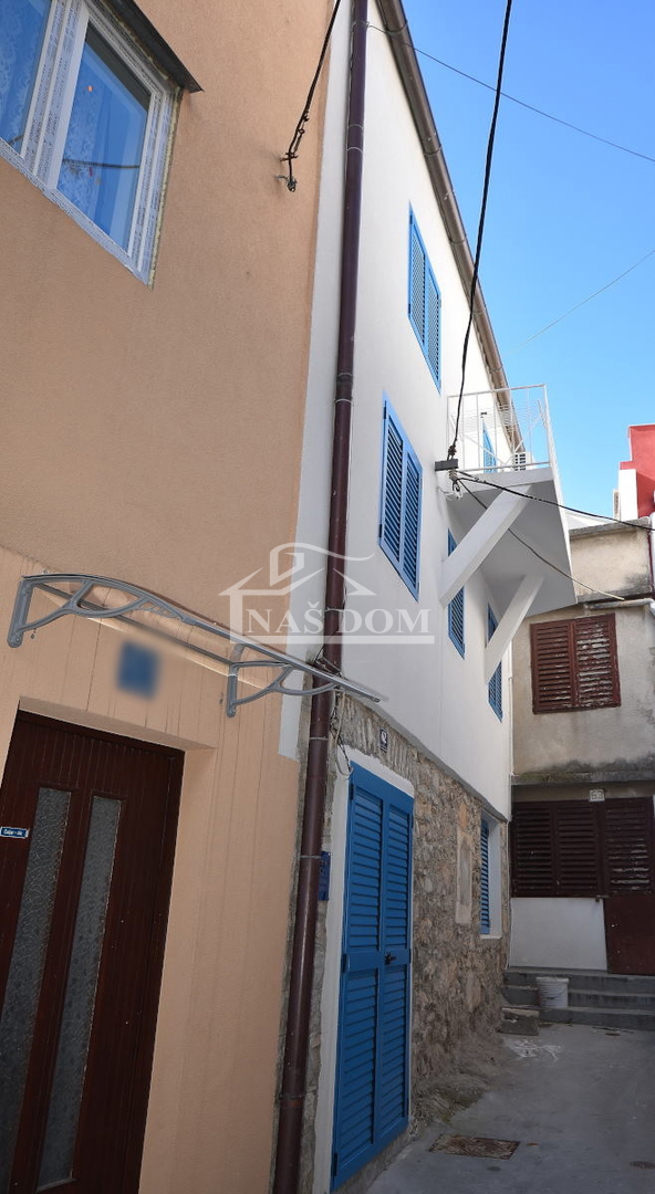 Vodice - CENTRO casa, 250 metri dalla Spiaggia Azzurra