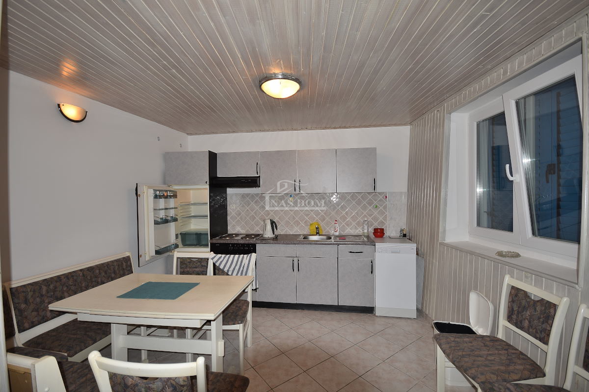 Vodice - CENTRO casa, 250 metri dalla Spiaggia Azzurra