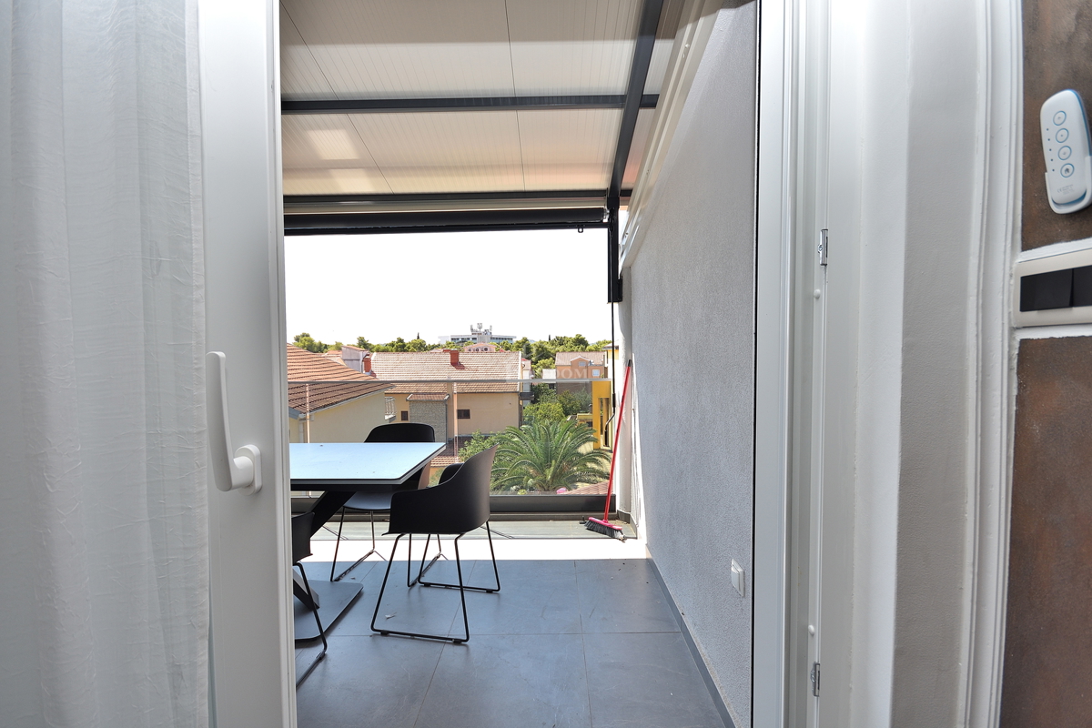 Vodice - appartamento completamente ristrutturato e arredato a 350 m dalla spiaggia