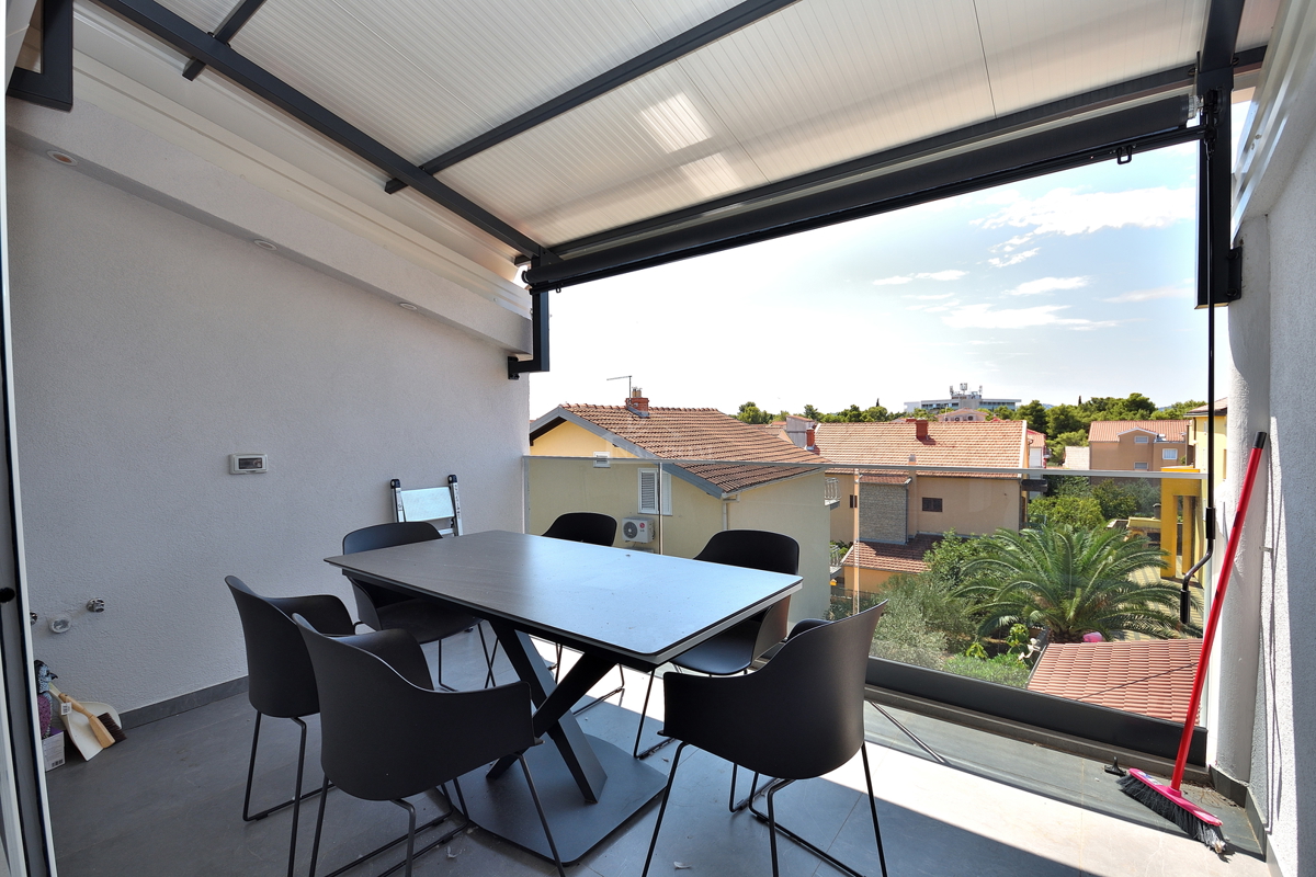 Vodice - appartamento completamente ristrutturato e arredato a 350 m dalla spiaggia