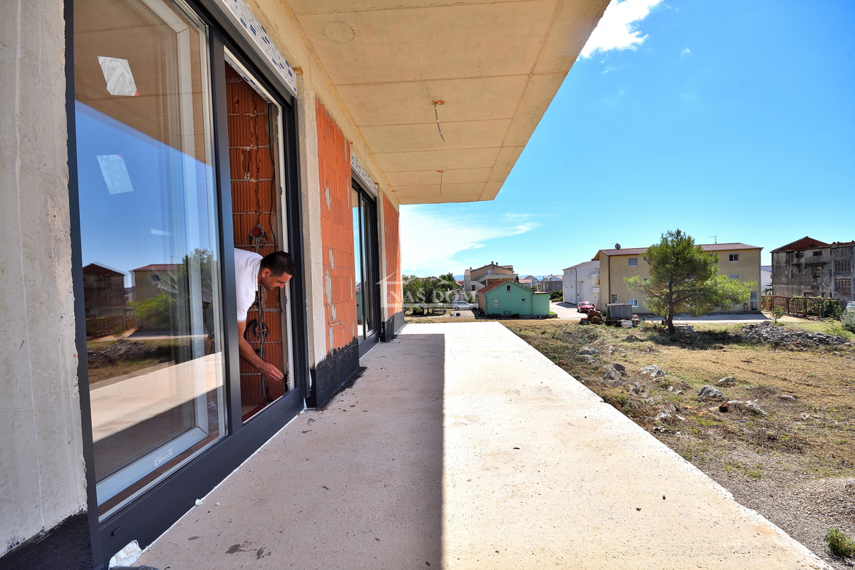 Vodice - **NUOVA COSTRUZIONE** Casa S2 con piscina, garage, 800 m dalla spiaggia