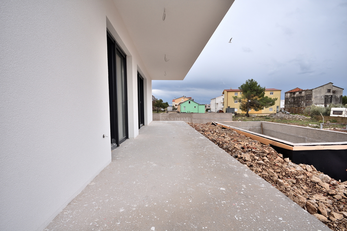 Vodice - **NUOVA COSTRUZIONE** Casa S2 con piscina, garage, 800 m dalla spiaggia