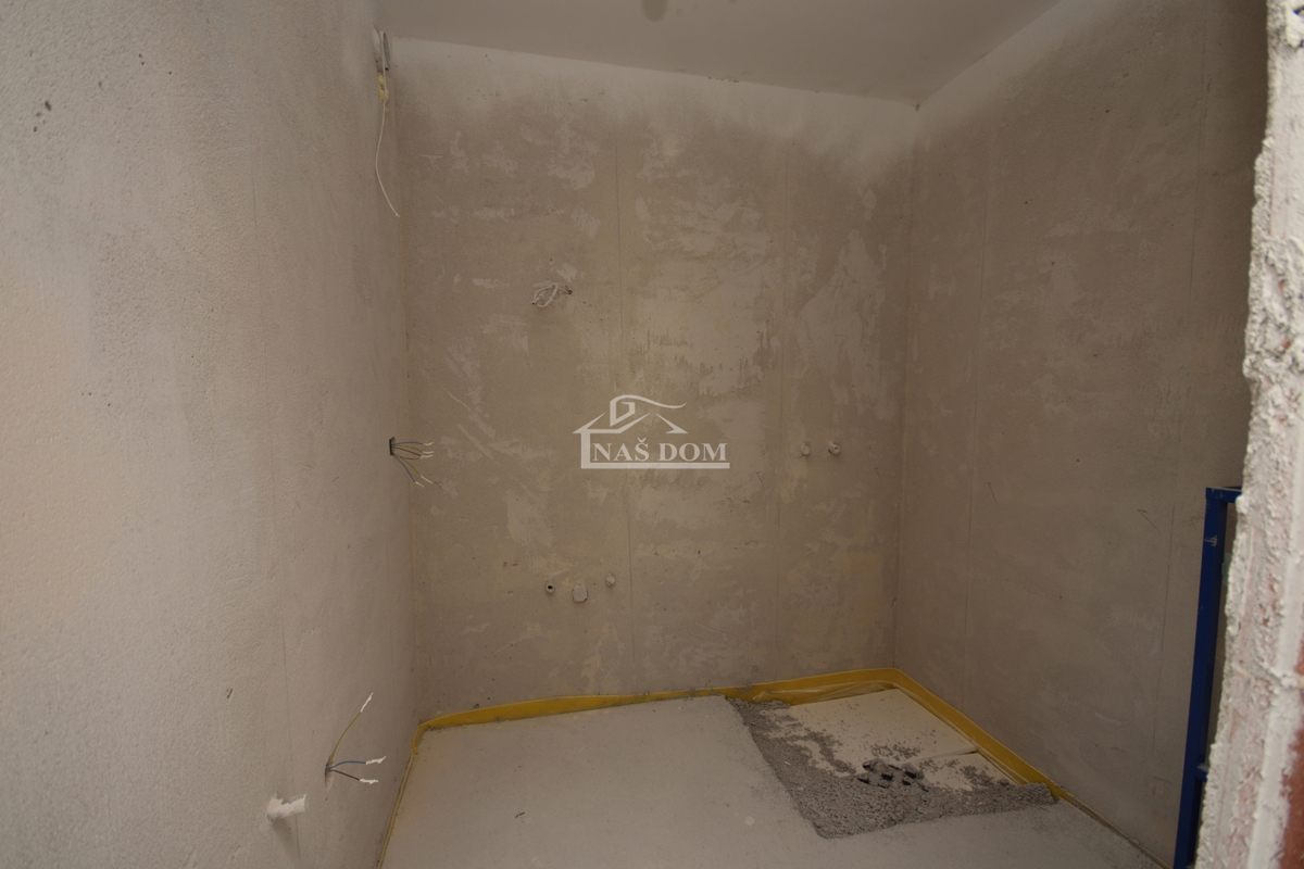 Vodice - Appartamento S4 con terrazza sul tetto, vista panoramica sul mare