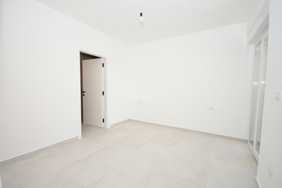 Vodice - Appartamento S4 con terrazza sul tetto, vista panoramica sul mare