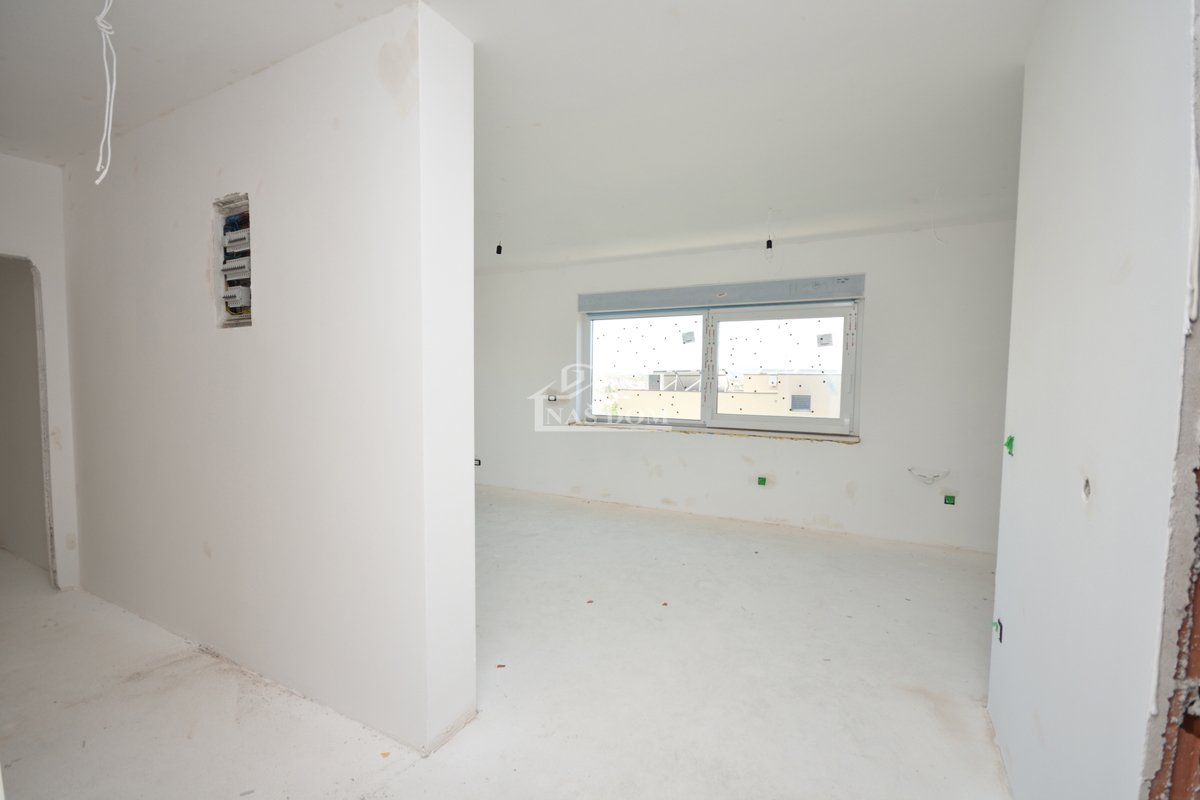 Vodice - Appartamento S4 con terrazza sul tetto, vista panoramica sul mare