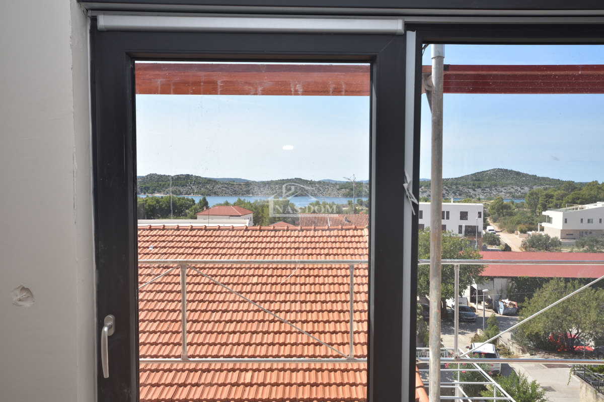 Sibenik, Crnica - Appartamento trilocale S1 con garage