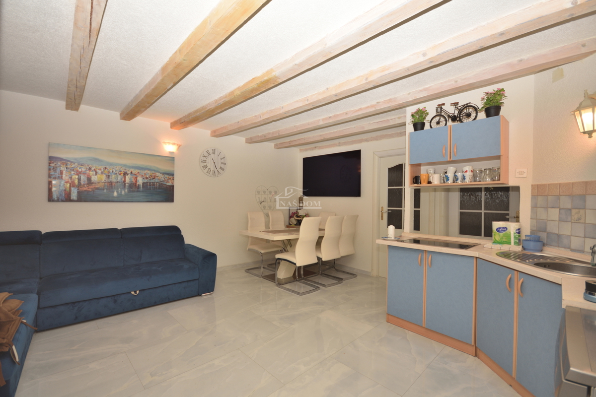 Vodice - Appartamento su due piani nel centro storico della città