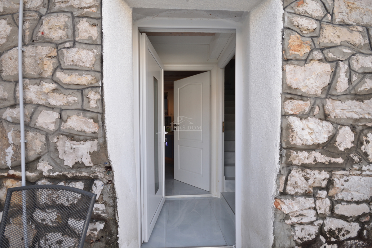 Vodice - Appartamento su due piani nel centro storico della città