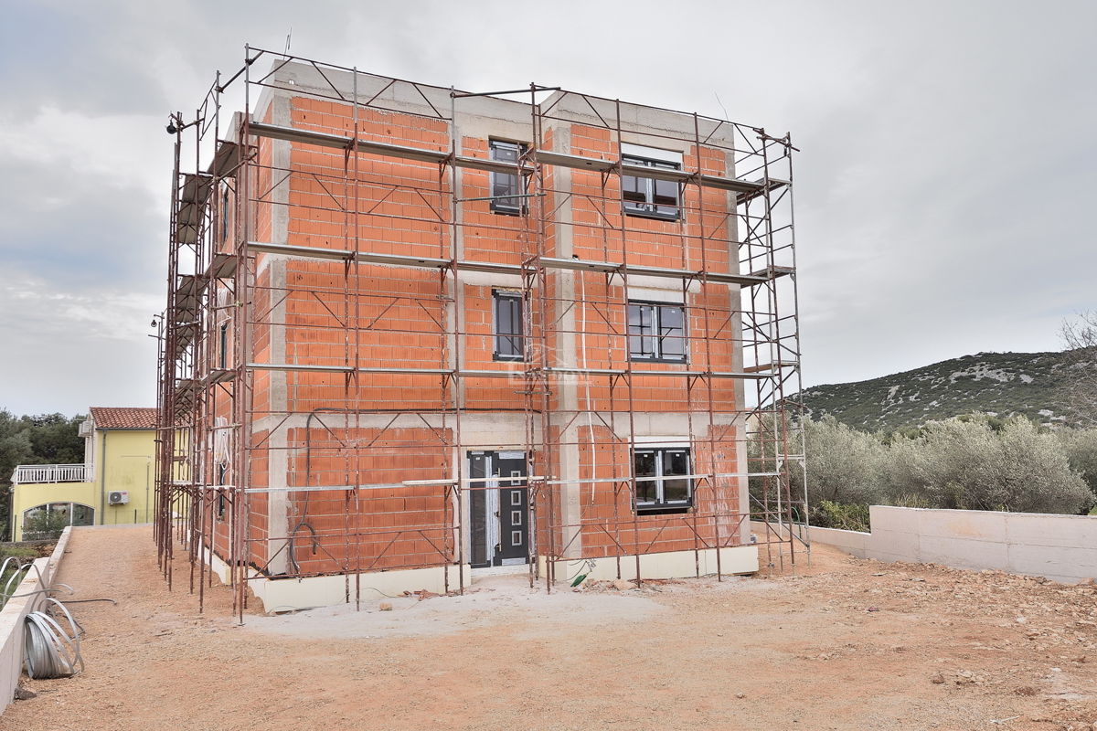 Tribunj, Sovlje - appartamento con terrazza sul tetto, vista mare