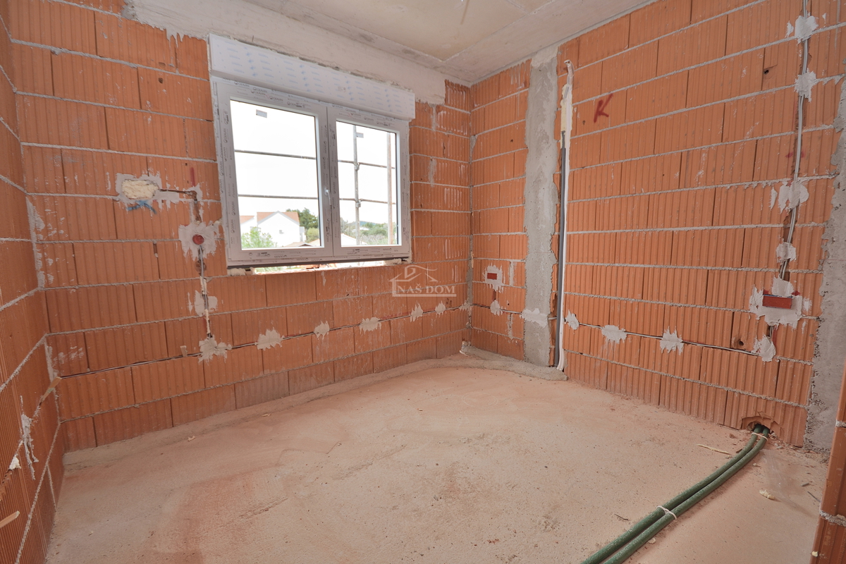 Tribunj, Sovlje - appartamento con terrazza sul tetto, vista mare