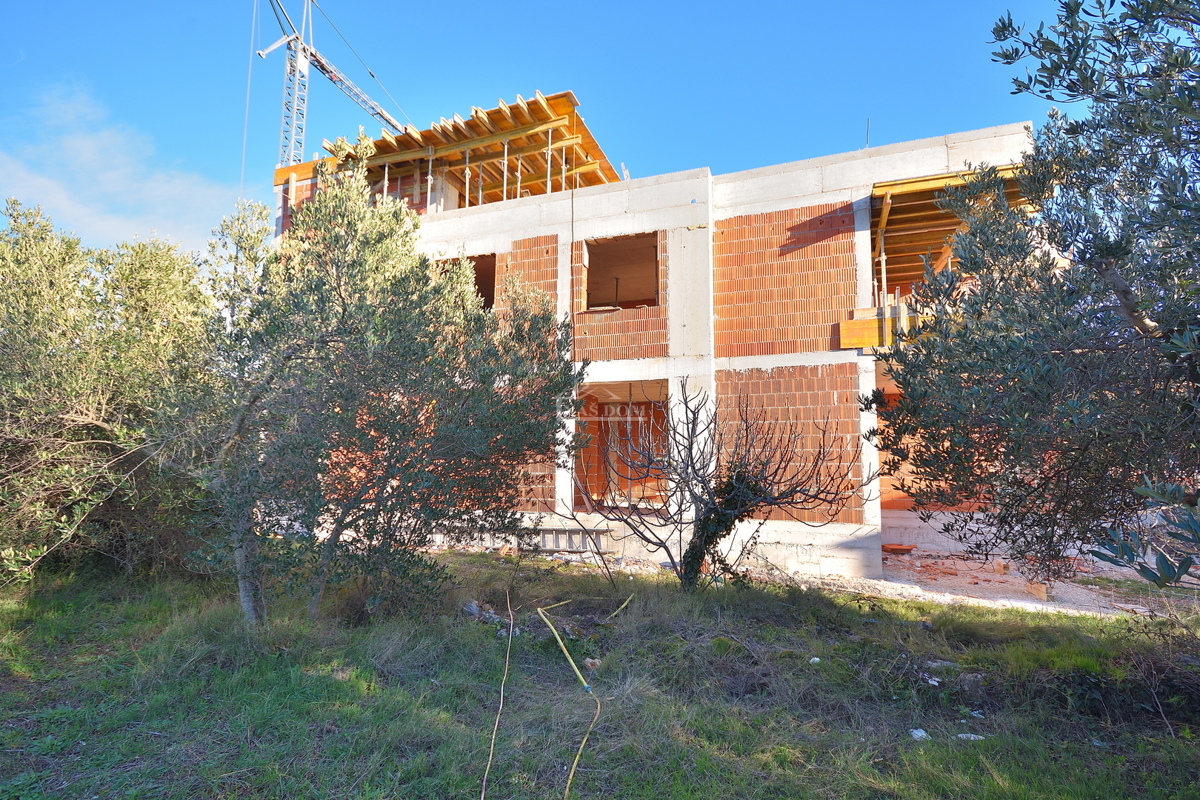 Tribunj, Sovlje - appartamento con terrazza sul tetto, vista mare