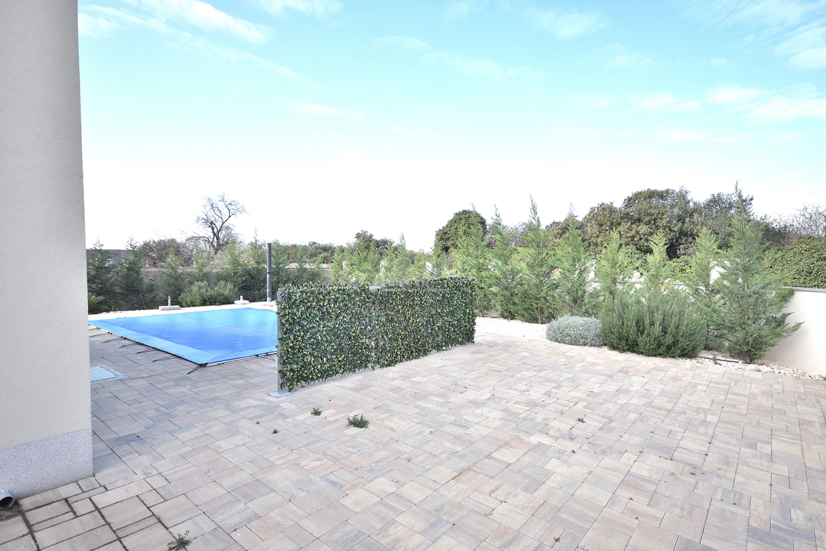 Šibenik, Bogdanovići - duplex con piscina