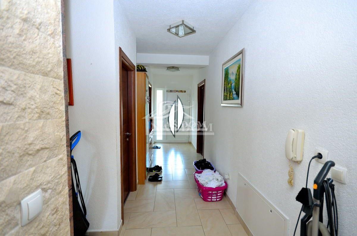 Vodice - Casa con vista mare