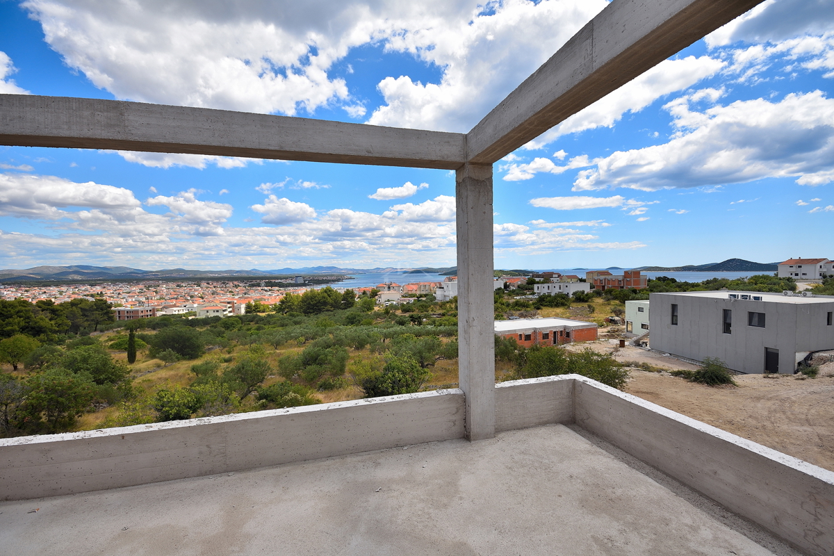 Vodice - **NUOVA COSTRUZIONE** Casa S1 con piscina, vista mare