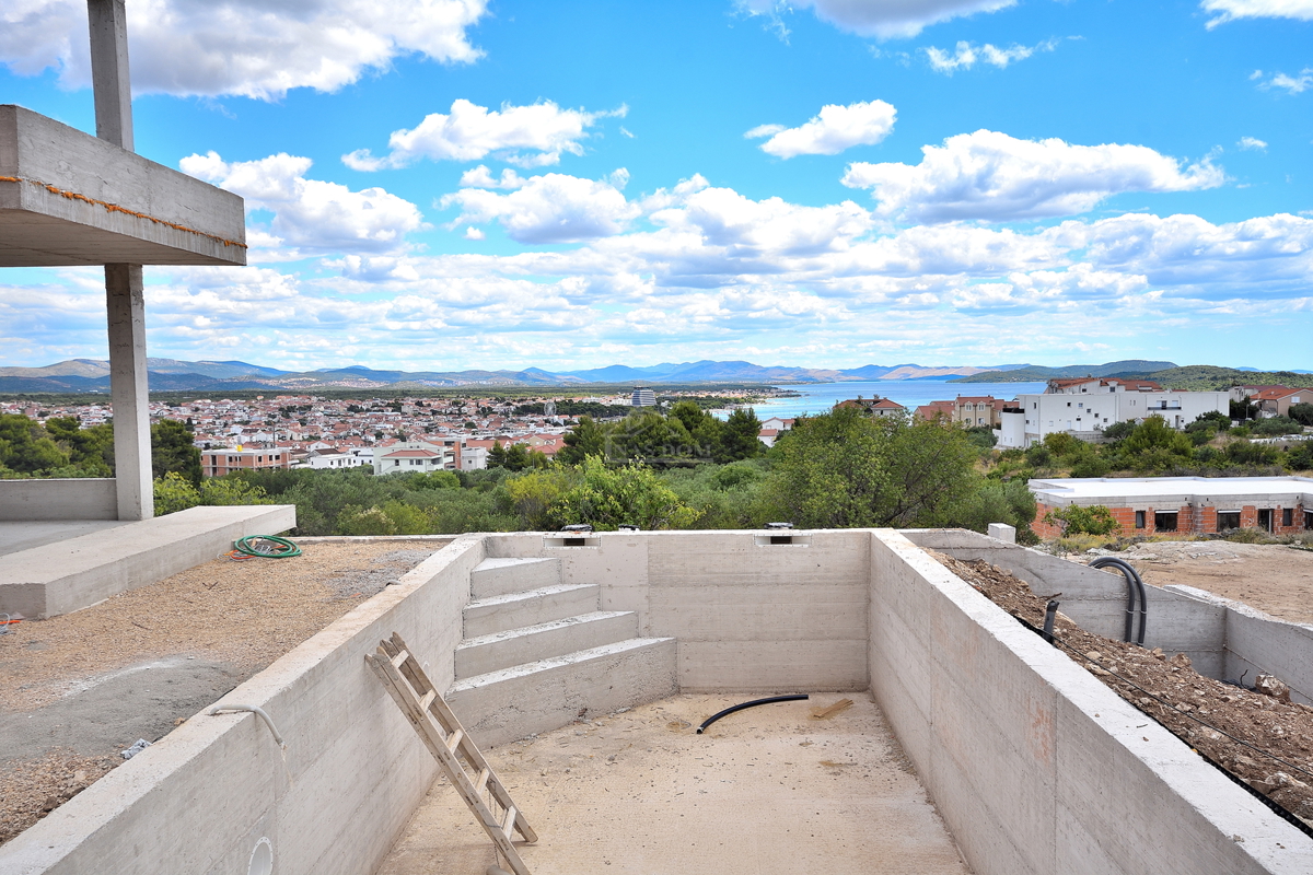 Vodice - **NUOVA COSTRUZIONE** Casa S1 con piscina, vista mare