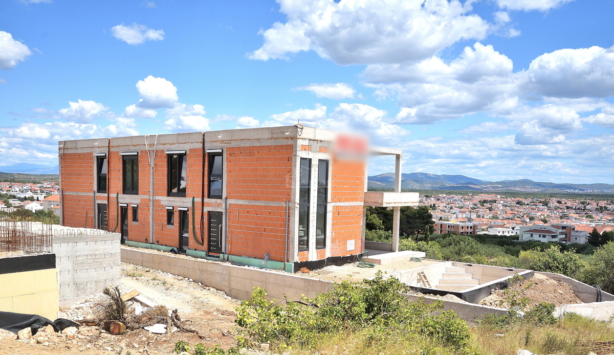 Vodice - **NUOVA COSTRUZIONE** Casa S1 con piscina, vista mare