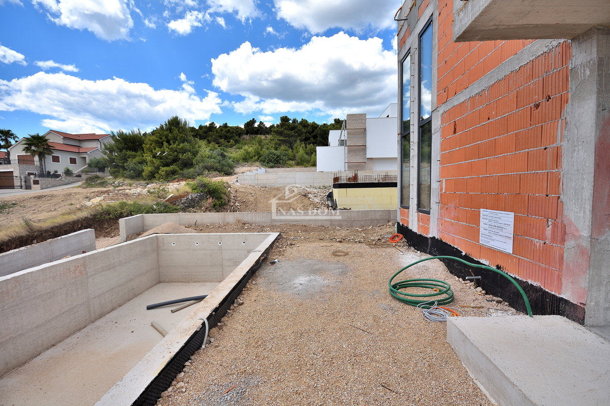 Vodice - **NUOVA COSTRUZIONE** Casa S1 con piscina, vista mare