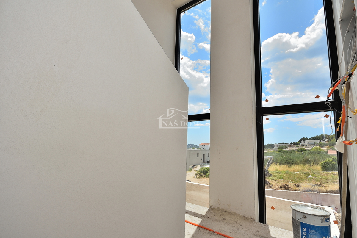 Vodice - **NUOVA COSTRUZIONE** Casa S1 con piscina, vista mare