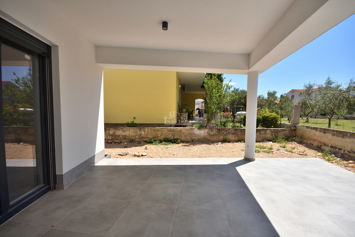 Vodice - Appartamento di lusso S1 con giardino, a 600 m dalla spiaggia