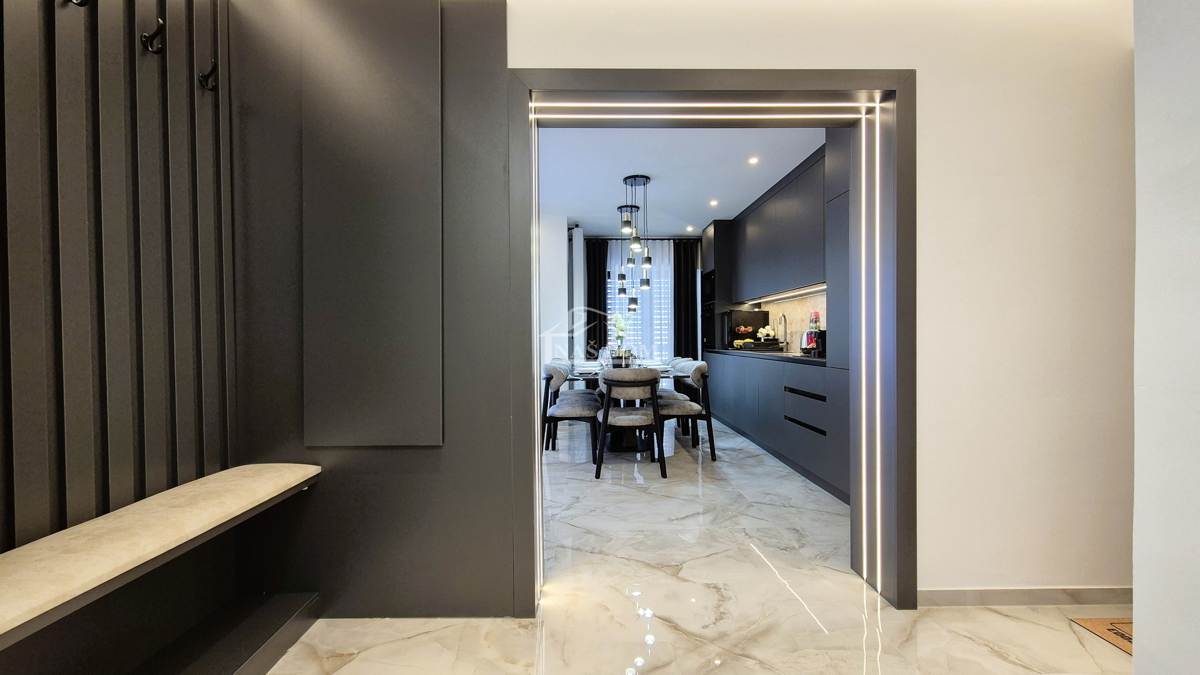 Brodarica - Villa con piscina, a 70 m dal mare