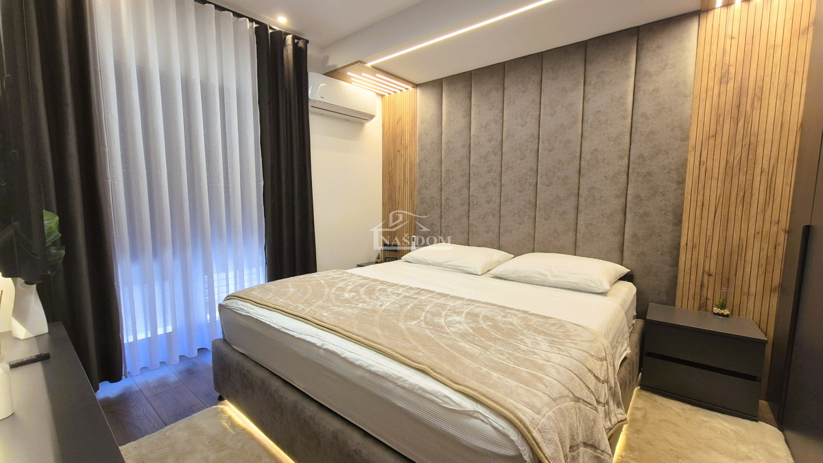 Brodarica - Villa con piscina, a 70 m dal mare