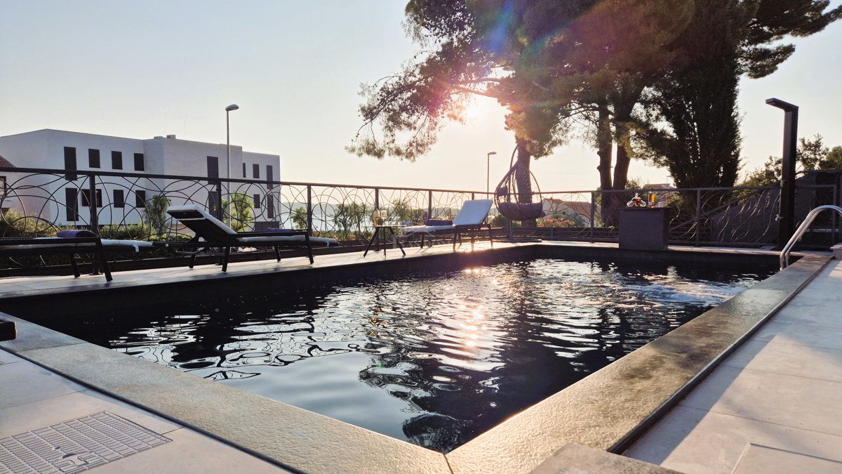 Brodarica - Villa con piscina, a 70 m dal mare