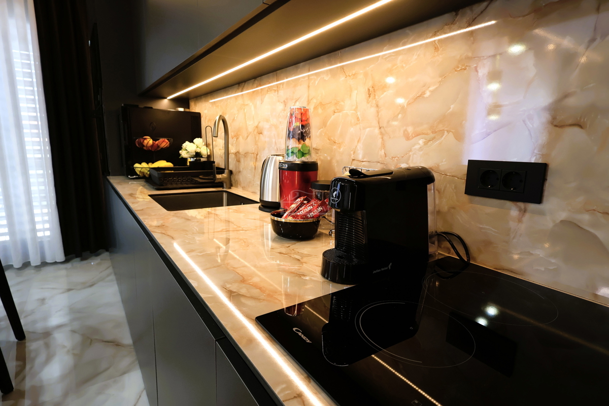 Brodarica - Villa con piscina, a 70 m dal mare