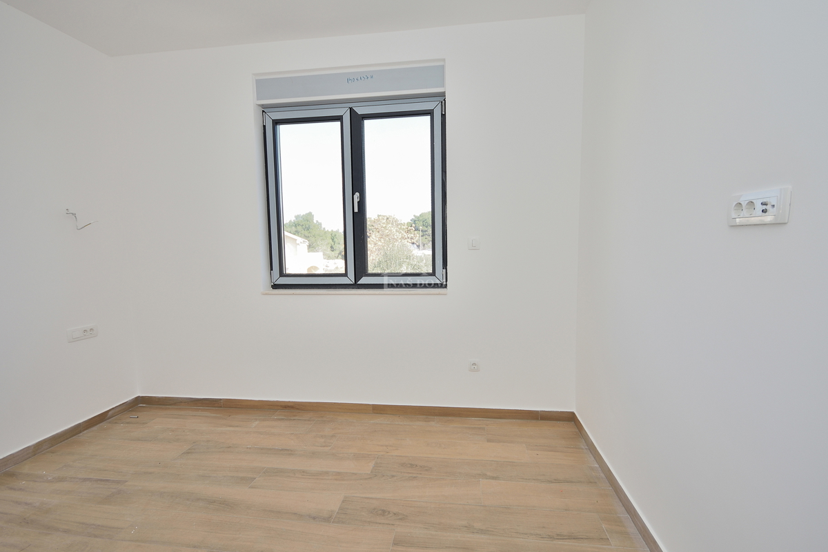 Srima, Vodice - Dvojna kuća S2 con piscina vicino alla spiaggia